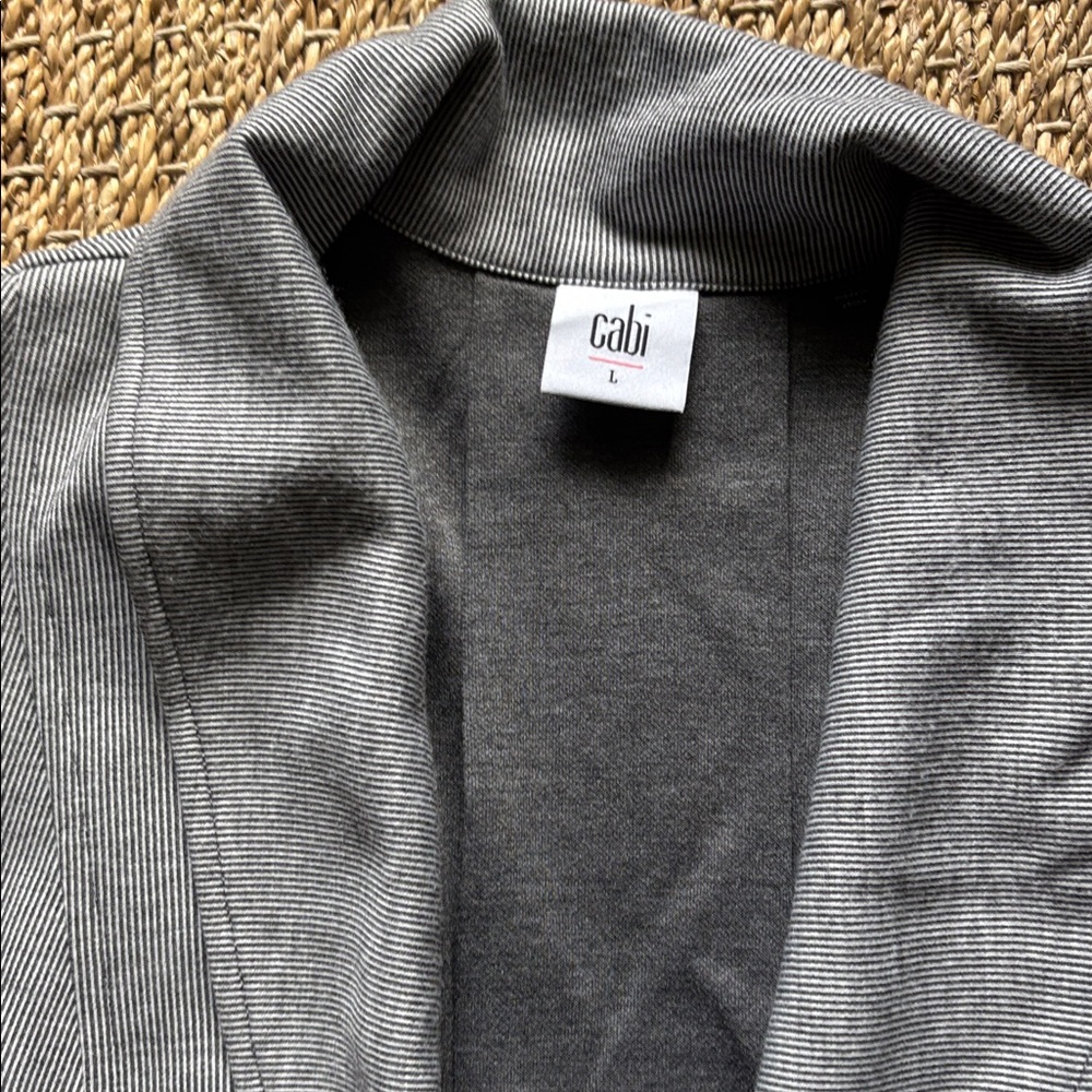 CAbi Women’s Striped Gray Open-Front Cardigan Lagenlook Size Large. - Picture 2 of 7